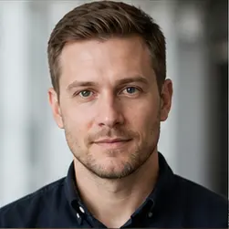 Portrait representing Felix Navarro, an AI professional