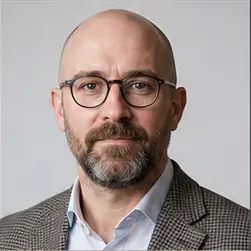 Portrait representing Adrian Cole, an AI professional