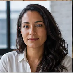 Portrait representing Nadine Flores, an AI professional
