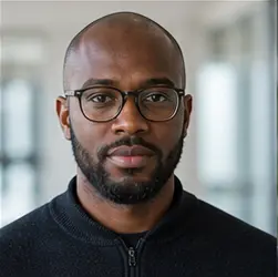 Portrait representing Dr. Samuel Li, an AI professional