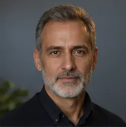 Portrait representing Quentin Riley, an AI professional