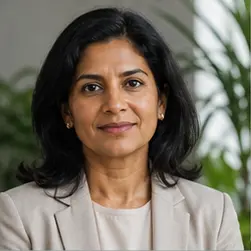 Portrait representing Esther Caldwell, an AI professional
